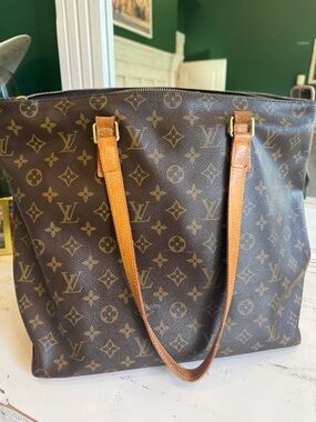 Louis Vuitton Monogram Canvas Tote with Natural Vachetta Straps